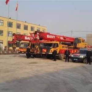 ��ɽ�|ƽ�ء���һ���ؙC(j��)��ҹ�YԮ����ͨ����ͨ��