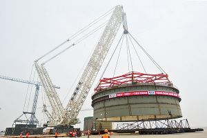 ˼��2015�����(n��i)�Ď����ؙC(j��)�a(ch��n)�I(y��)���ַ���