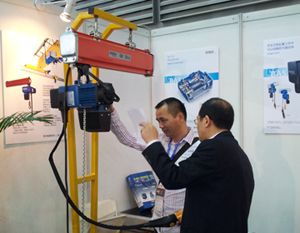 ��14�����ڇ��H�C(j��)е���칤�I(y��)չ�[��